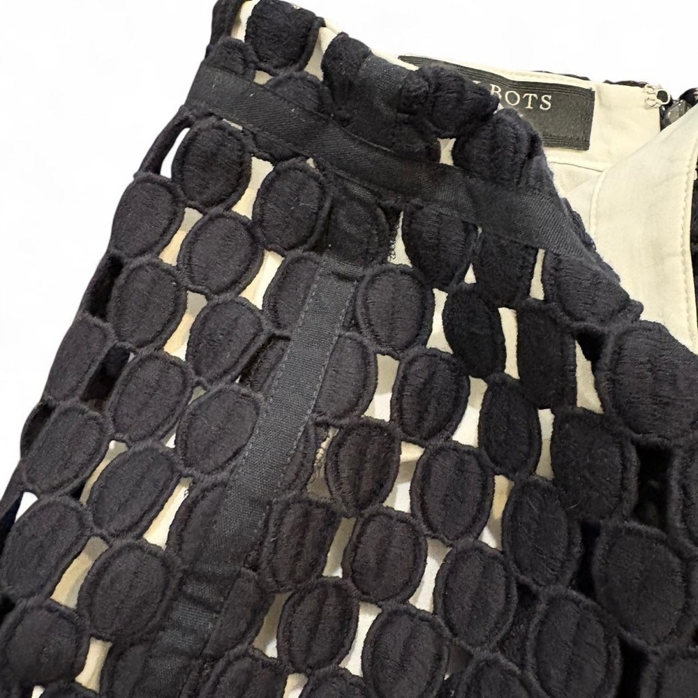 Elegant black and White Women's Skirt - Picture 3 of 5